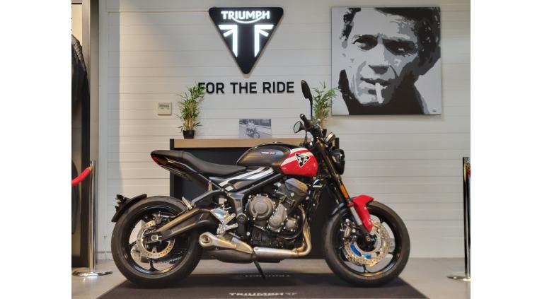 TRIUMPH TRIDENT 660