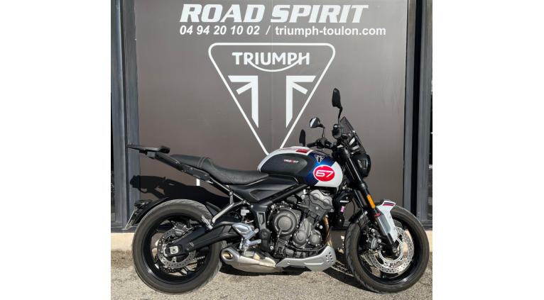 TRIUMPH TRIDENT 660