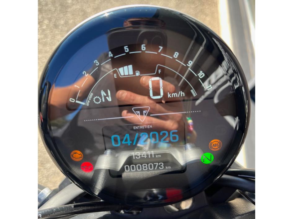 TRIUMPH TRIDENT 660 A2