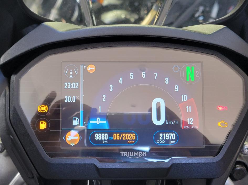 TRIUMPH TIGER 800 XCA